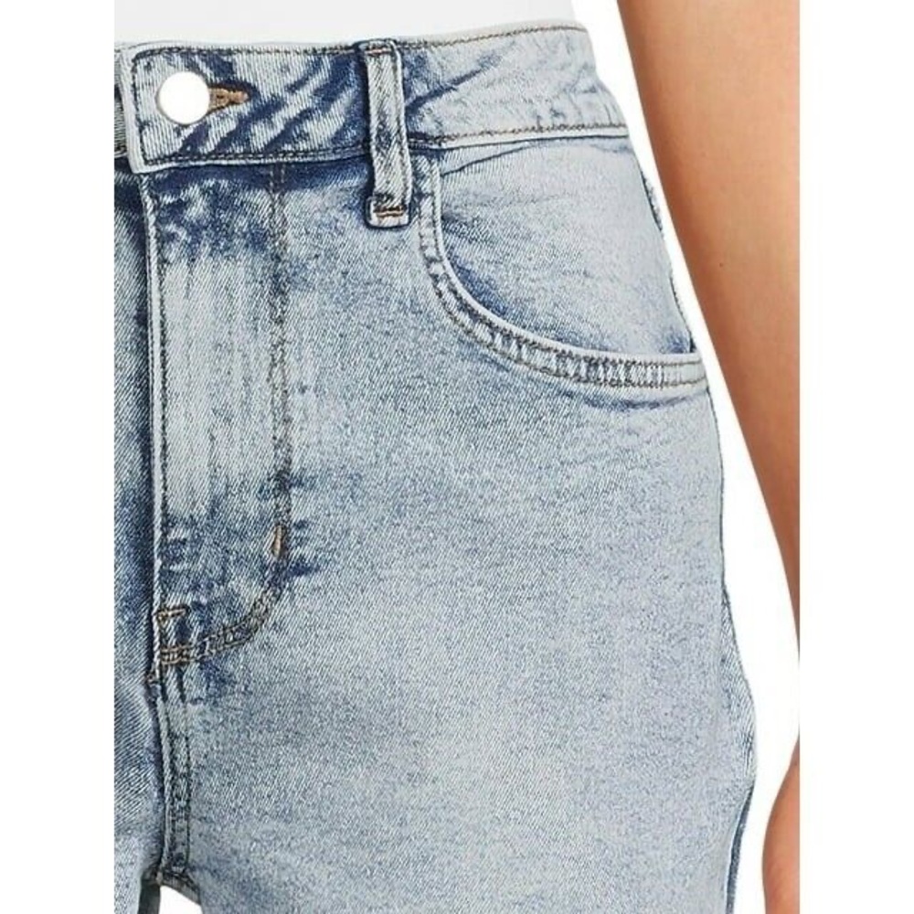 High Rise Mom Jeans - Picture 4 of 6